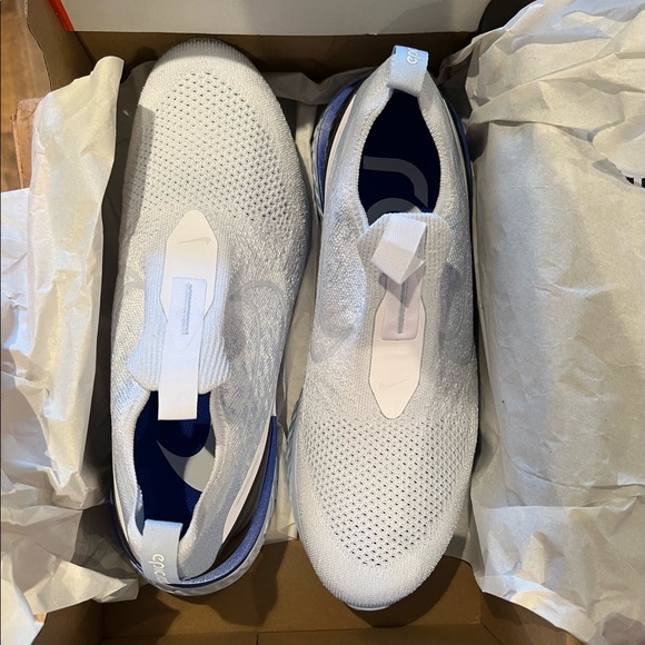 Nike Epic React Flyknit Hydrogen Blue - Picture 2 of 4
